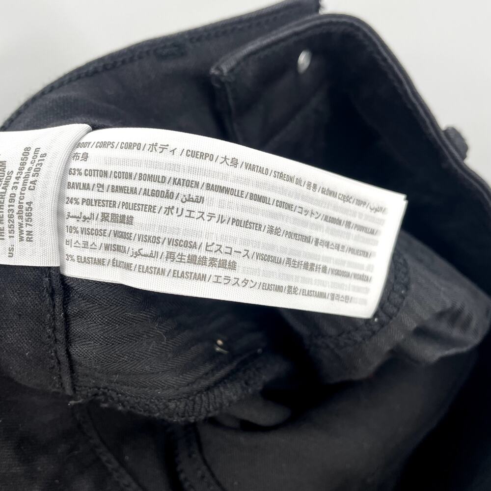 Abercrombie & Fitch Mid Rise Boot Jeans in Black // 4 short - Picture 6 of 6